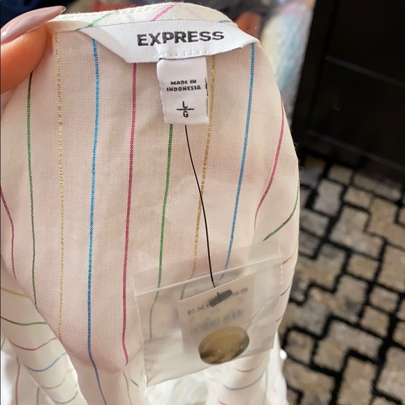 Express Button Down Tank - Picture 3 of 5